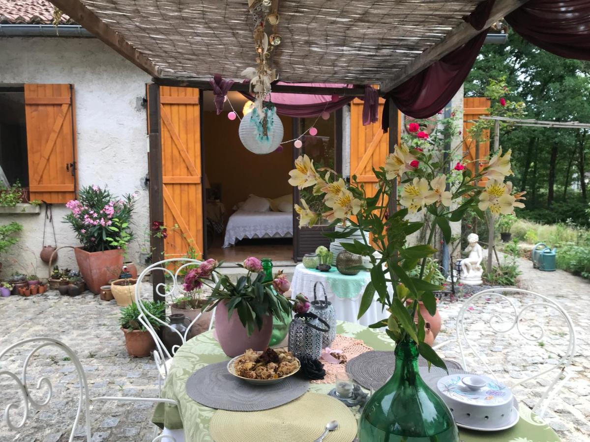 Au Pain Des Anges Hotel Saint-Gervais en-Belin Kültér fotó