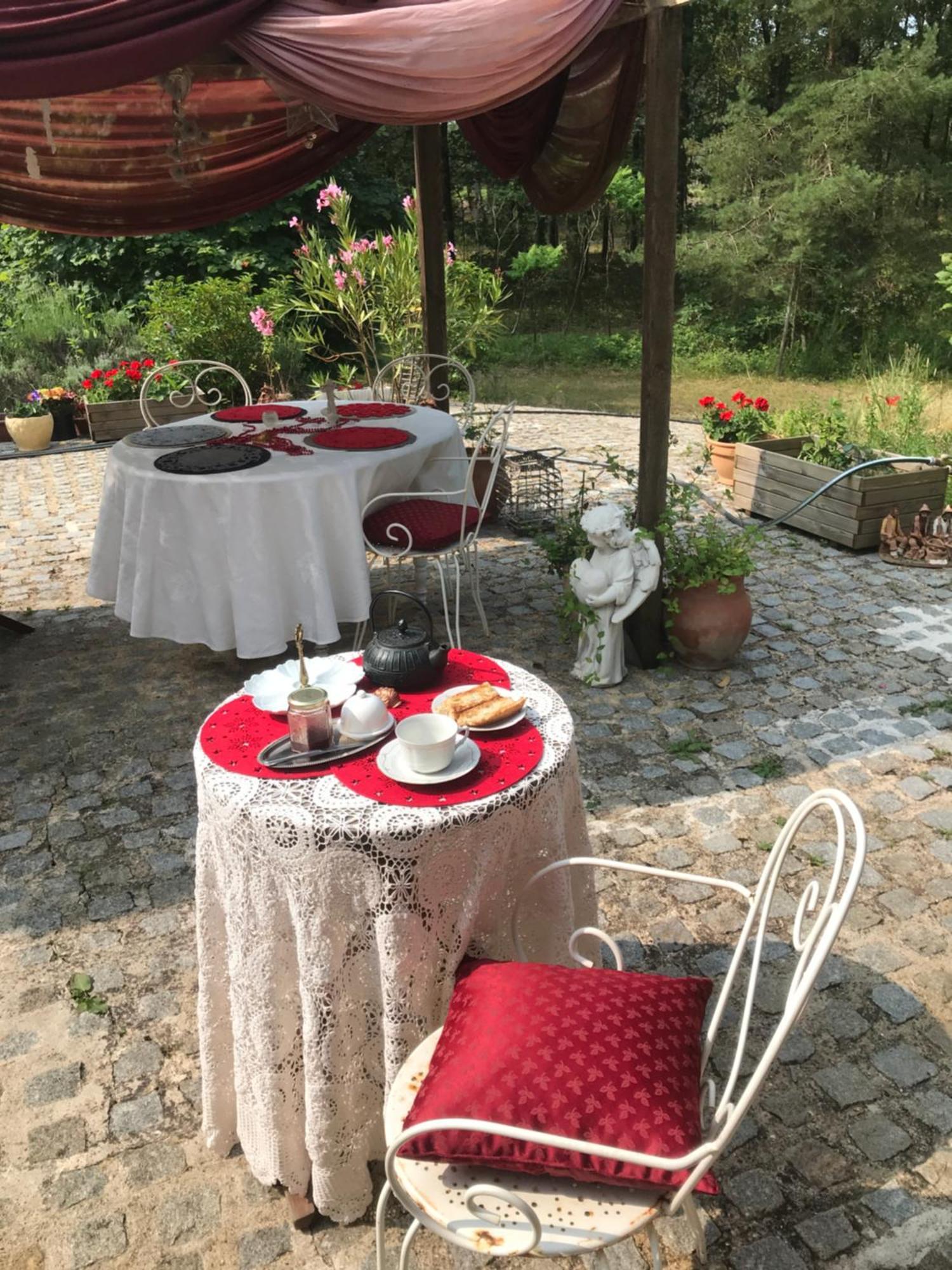 Au Pain Des Anges Hotel Saint-Gervais en-Belin Kültér fotó